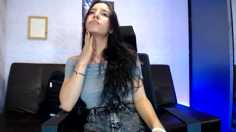 Alice online show from 03-09-25, 01:25