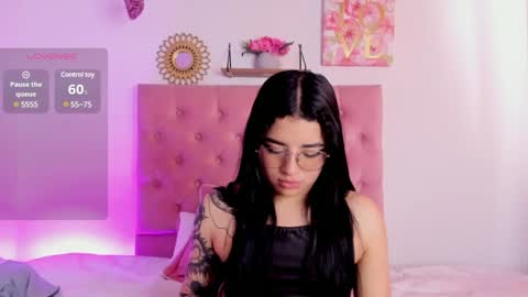 aliice_walker_ online show from 12-02-24, 06:54