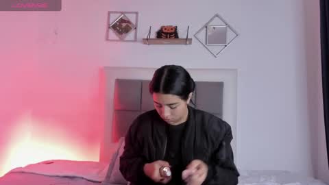 aliice_walker_ online show from 01-11-25, 12:40