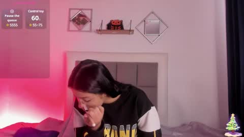 aliice_walker_ online show from 01-17-25, 12:31