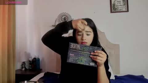 aliice_walker_ online show from 02-01-25, 01:41