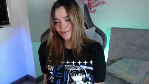 Snapshot of aliicefm chatting on 11-20-25, 03:28 aliicefm online show from 11-20-25, 03:28