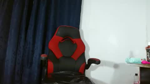 Michelle online show from 12-19-25, 05:03