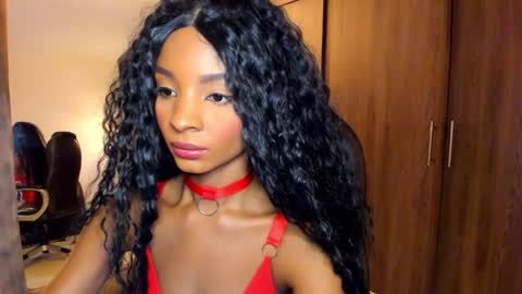 Snapshot of alika_houston chatting on 10-27-25, 04:16 IG Alik nasso online show from 10-27-25, 04:16