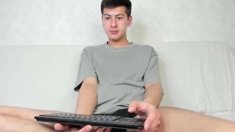 Snapshot of alikuskya chatting on 01-07-25, 02:20 Dan online show from 01-07-25, 02:20