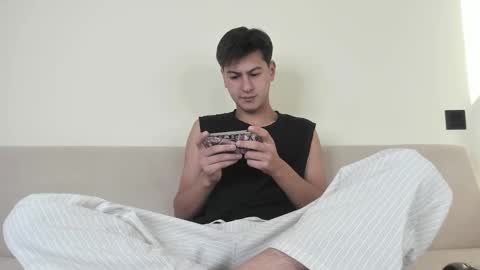 Snapshot of alikuskya chatting on 09-11-25, 01:06 Dan online show from 09-11-25, 01:06