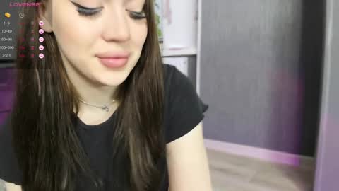 Snapshot of alina_39 chatting on 03-09-25, 05:17 alina_39 online show from 03-09-25, 05:17