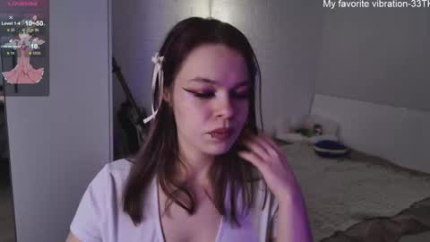 Snapshot of alinabae chatting on 01-16-25, 03:46 Alina and Ben online show from 01-16-25, 03:46