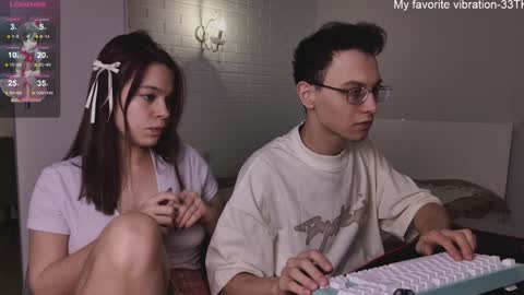 Snapshot of alinabae chatting on 01-16-25, 09:51 Alina and Ben online show from 01-16-25, 09:51