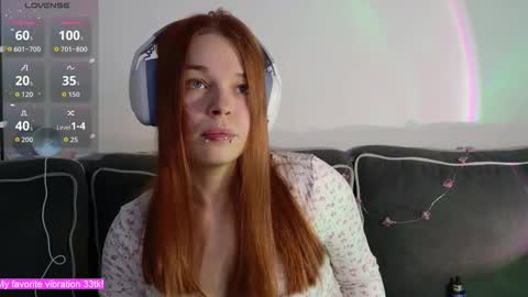 Snapshot of alinabae chatting on 11-16-25, 09:42 Alina and Ben online show from 11-16-25, 09:42