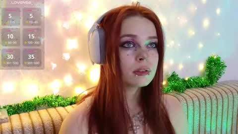 Snapshot of alinabae chatting on 12-15-25, 10:03 Alina and Ben online show from 12-15-25, 10:03