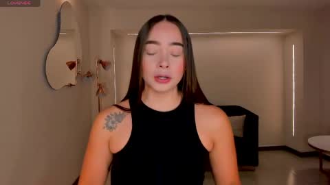 Snapshot of alinakravitz_ chatting on 06-02-26, 12:07 alinakravitz_ online show from 06-02-26, 12:07