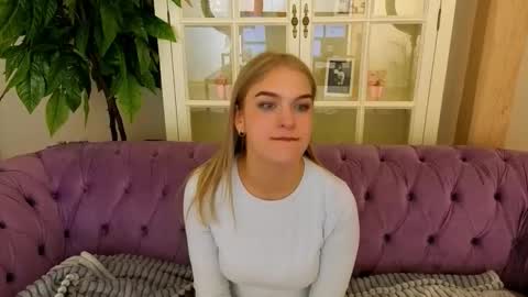 Alina online show from 03-22-26, 06:44