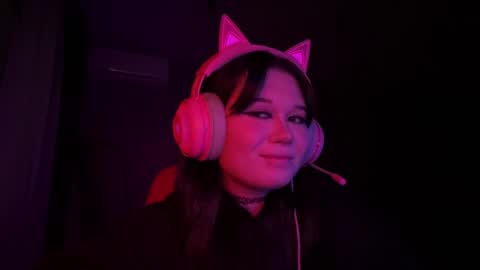 Alina online show from 04-15-26, 05:09