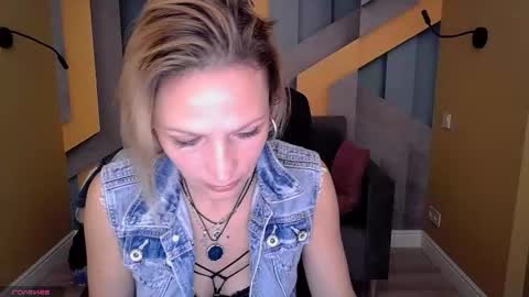 AlinaMoor online show from 10-29-25, 06:59