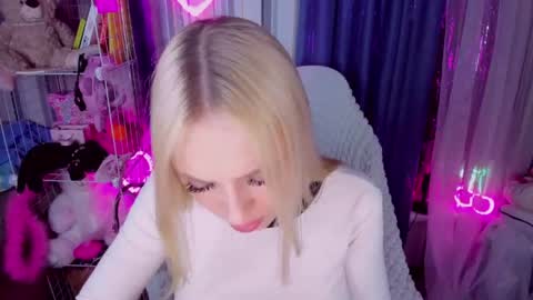 alinaocean online show from 04-15-26, 03:52