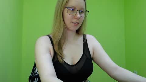 alinasei online show from 04-12-26, 12:43