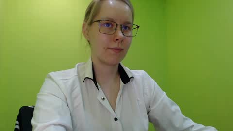 alinasei online show from 05-05-26, 01:19
