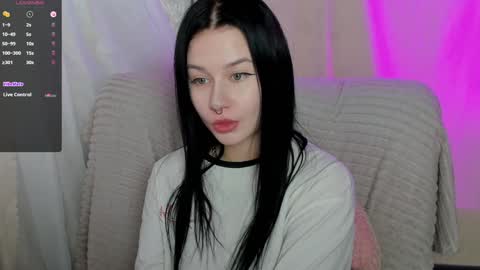 Aline Greeeen online show from 01-19-25, 10:17