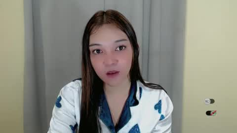 Snapshot of alisa_kiss_ chatting on 02-08-25, 07:16 Shanti xhey online show from 02-08-25, 07:16