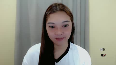 Snapshot of alisa_kiss_ chatting on 02-15-25, 09:49 Shanti xhey online show from 02-15-25, 09:49