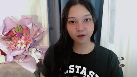 Shanti xhey online show from 04-21-26, 02:04