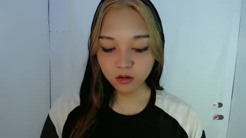 Shanti xhey online show from 04-26-26, 11:46