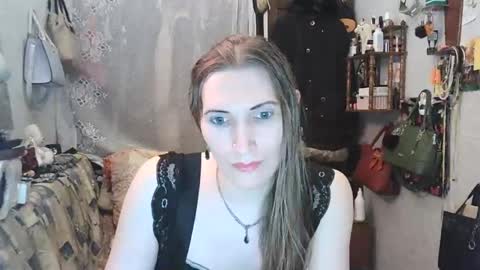 Snapshot of alisa_marta_ chatting on 01-16-25, 08:36 Alisa  Marta liska  online show from 01-16-25, 08:36