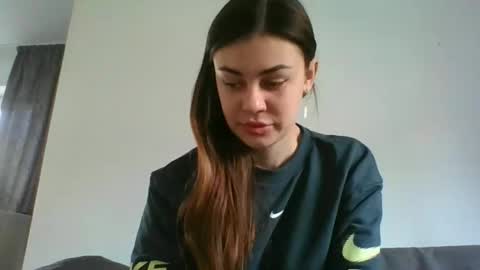 alisa_talks online show from 03-12-26, 08:42