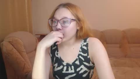 Snapshot of alisacasta chatting on 12-28-24, 11:09 AlisaCasta online show from 12-28-24, 11:09