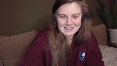 Snapshot of alisaxxxshy chatting on 11-21-25, 10:52 alisaxxxshy online show from 11-21-25, 10:52