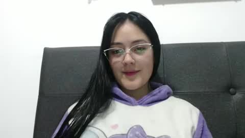 alisha_9997 online show from 10-12-25, 11:59