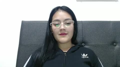 alisha_9997 online show from 10-14-25, 12:44