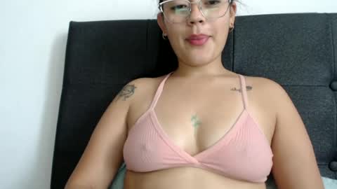 alisha_9997 online show from 06-23-26, 03:54