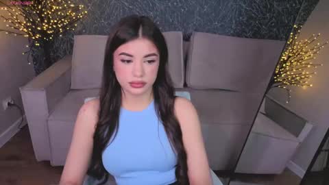 Snapshot of alisha_blakee chatting on 04-15-26, 09:38 Alisha online show from 04-15-26, 09:38