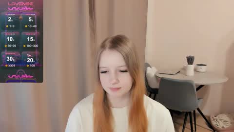 Snapshot of alisha_ley chatting on 02-06-25, 01:05 Alya online show from 02-06-25, 01:05