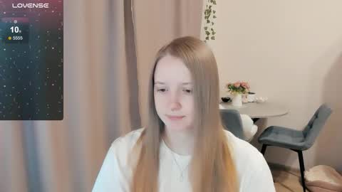 Alya online show from 12-14-25, 01:38