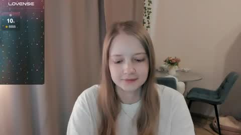 Snapshot of alisha_ley chatting on 06-19-26, 11:36 Alya online show from 06-19-26, 11:36