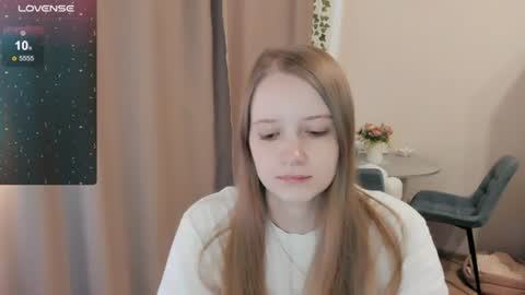 Snapshot of alisha_ley chatting on 06-21-26, 11:46 Alya online show from 06-21-26, 11:46