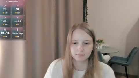 Snapshot of alisha_ley chatting on 07-13-26, 10:56 Alya online show from 07-13-26, 10:56