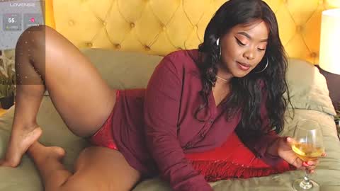 Luna online show from 02-18-25, 09:20