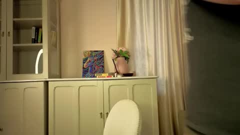 Alisia online show from 02-11-26, 06:40