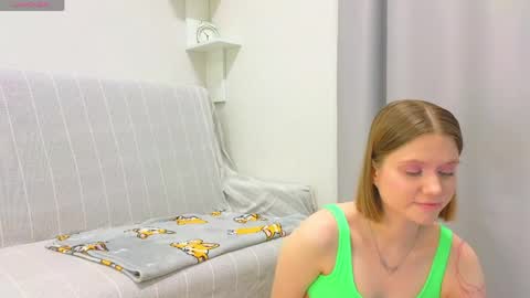 Alisia online show from 04-13-26, 03:17