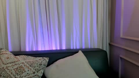 Snapshot of alison_ferrera chatting on 05-12-26, 11:07 Ali online show from 05-12-26, 11:07