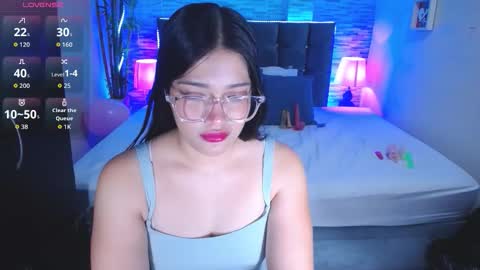 Snapshot of alison_girl22 chatting on 02-18-26, 09:44 Alison online show from 02-18-26, 09:44