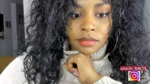 Sofias house online show from 12-15-24, 08:41