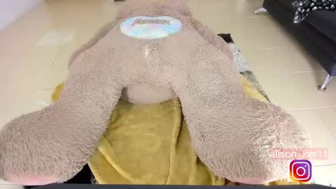 Sofias house online show from 12-19-24, 07:18