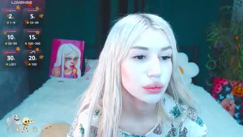 Snapshot of alison_moonlight chatting on 11-11-25, 10:04 Alison online show from 11-11-25, 10:04