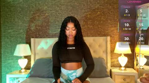 Alison Moon  online show from 01-11-26, 12:43