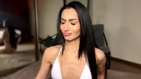 Alissa online show from 10-25-25, 06:57